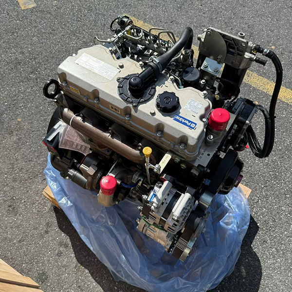 Puikios naujienos! Perkins C4.4 varikliai vėl yra sandėlyje